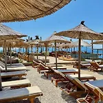 Apartament Elegant In Terraces Saranda