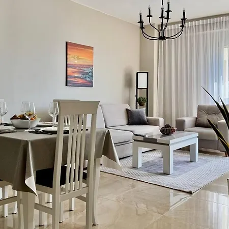 Appartement Elegant In Terraces Sarandë
