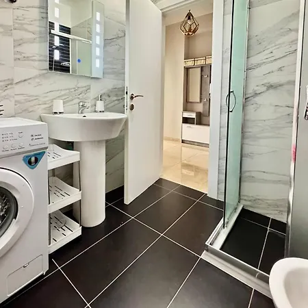 Appartement Elegant In Terraces Sarandë