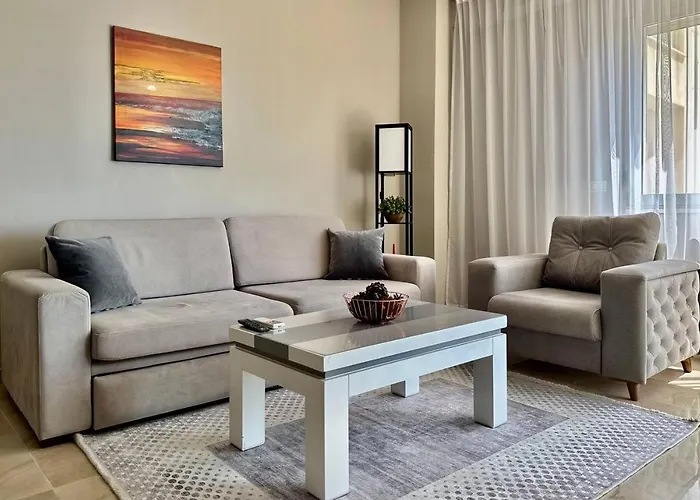 Elegant In Terraces *