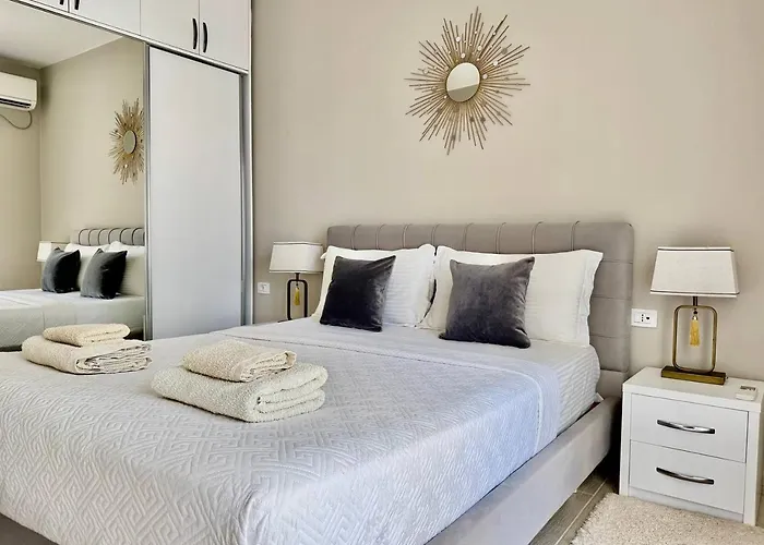 Elegant In Terraces *