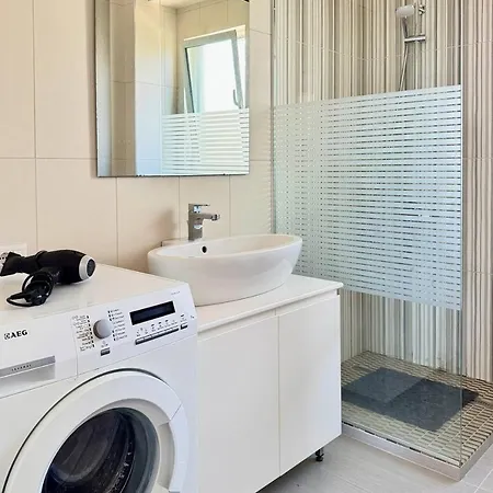 Blue Vibe Apartment