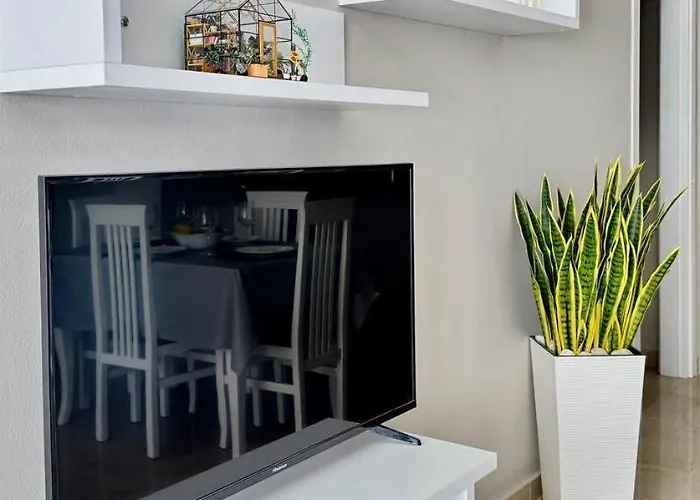 Elegant In Terraces 아파트